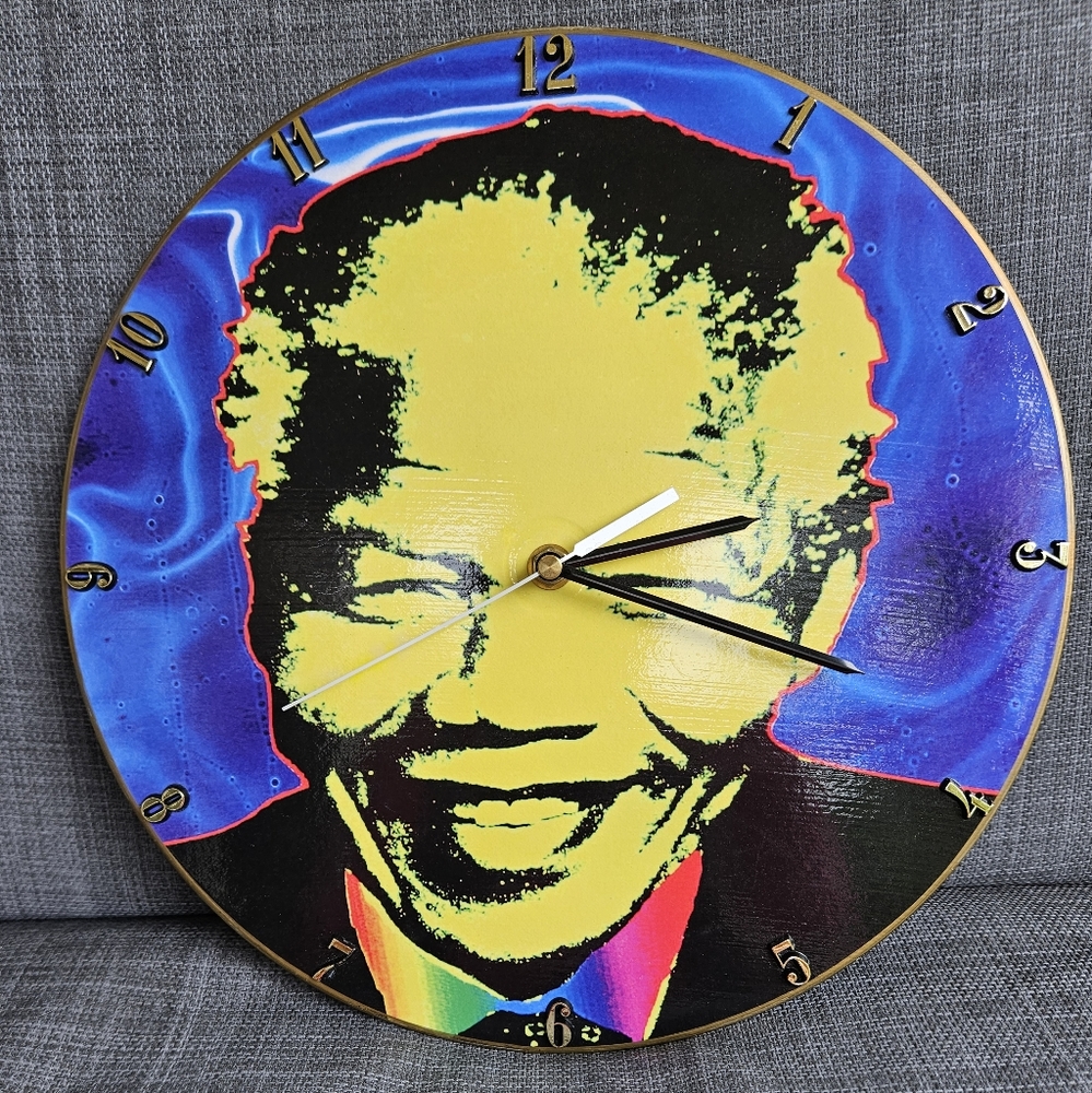 Nelson Mandela wall clock